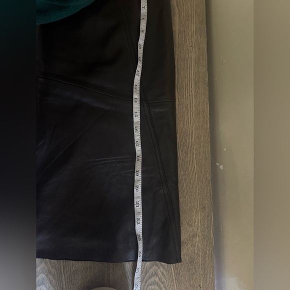 BRANDON THOMAS A-LINE BLACK LEATHER SKIRT 8 - Picture 6 of 6